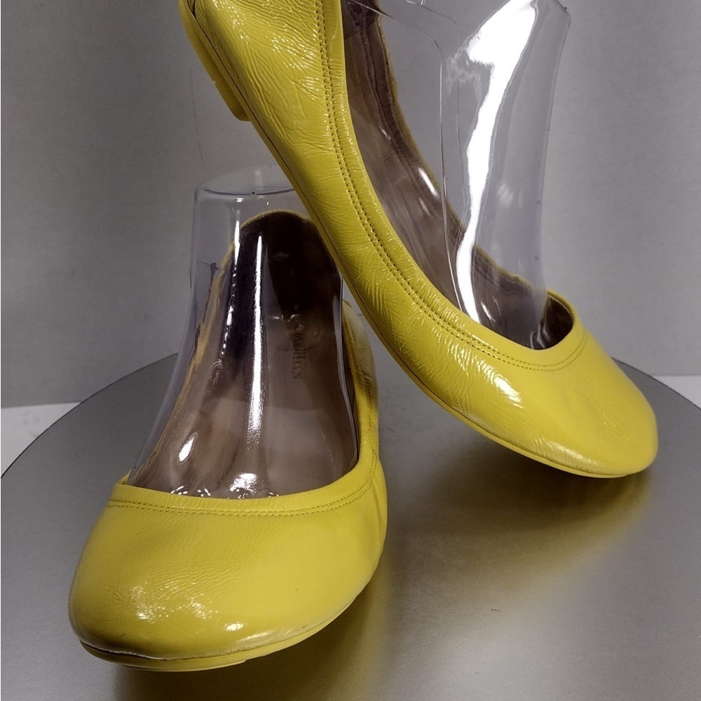Cole haan Yellow Women's Flats size 8 pre owned Exellent condition - Picture 3 of 11